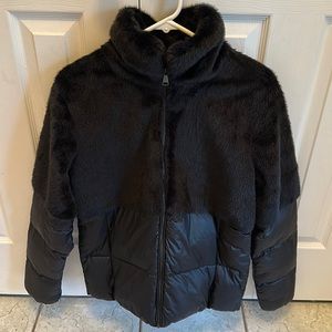 NWOT Zella coat with faux fur in black size small